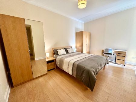 Academy Place, Coatbridge, North Lanarkshire, ML5 3AX - Photo 3