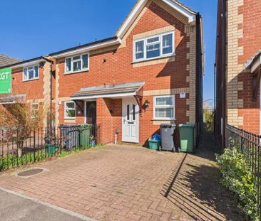 2 bedroom semi-detached house to rent - Photo 5
