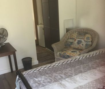 Shared studio/granny flat, Adina ave - Photo 5