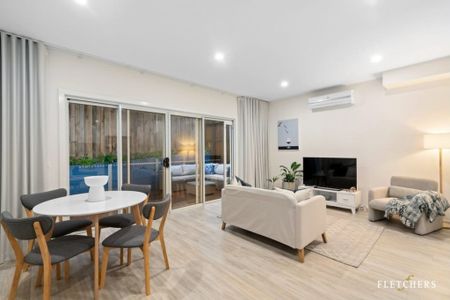 Spacious Modern Elegance: A Tranquil Retreat in Mooroolbark - Photo 3