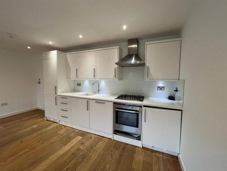 2 bedroom apartment to rent - Photo 2