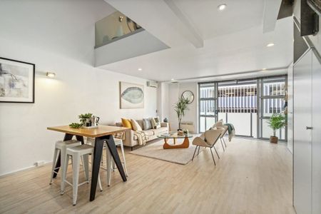 Furnished Funky 1+1 Apartment with car park - Photo 3