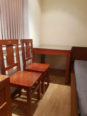 Price £1,100 pcm - Available 17/10/2025 - Furnished - Photo 2