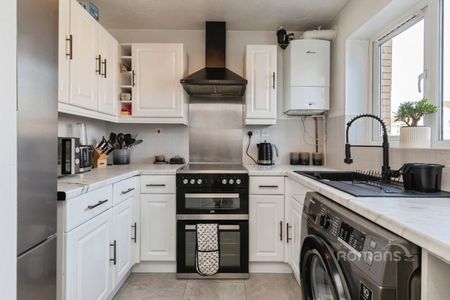 2 bedroom house to rent - Photo 3