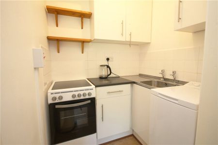 North Common Road, Ealing, W5 2QB - Photo 4