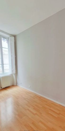 APPARTEMENT T4 A LOUER - Photo 1