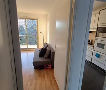 Location Appartement 3 pièces 80m² NICE 06200 - Photo 2