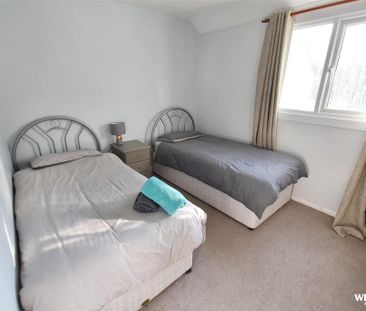 3 bedroom apartment to rent - Photo 3