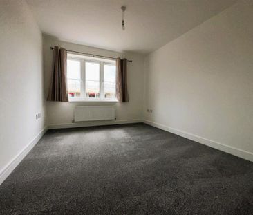 3 bedroom detached bungalow to rent - Photo 5