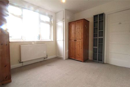 Penn Close, Greenford, UB6 9NS - Photo 5