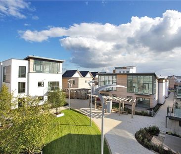 2 double bedroom apartment in the sought after Park Way development... - Photo 6