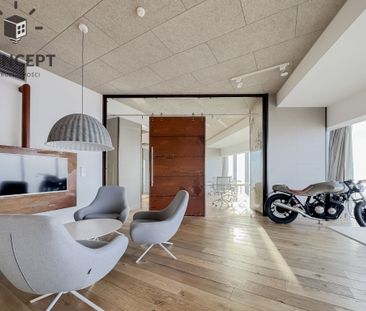 WYJĄTKOWA PRZESTRZEŃ BIUROWA | SKY TOWER | 42 PIĘTRO - Photo 1