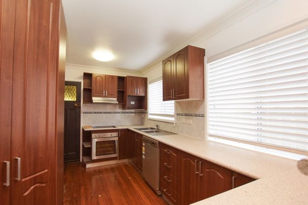 Sandy Beach, 15 Chestnut Avenue - Photo 1