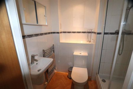 2 bedroom apartment to rent - Photo 4