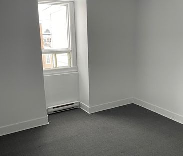 Super 4 1/2 Haut De Duplex Fraichement R - Photo 2