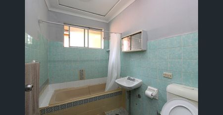 TWO BEDROOM UNIT IN LAKEMBA!! - Photo 5