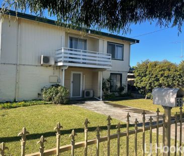 Great Location � Spacious Family Home Close to Everything! - Photo 5
