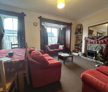 8 bedroom terraced house to rent - Photo 1