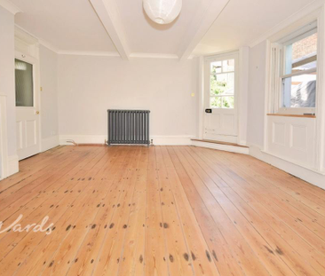 2 bedroom ground floor flat to rent - Photo 1