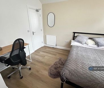 1 bedroom in a house share to rent - Photo 5