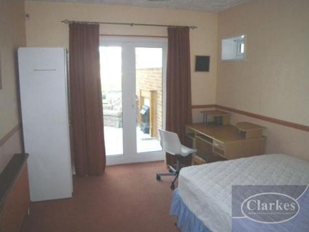 5 bedroom detached house to rent - Photo 5