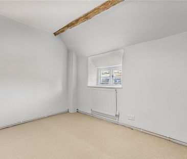 2 bedroom end of terrace house to rent - Photo 3