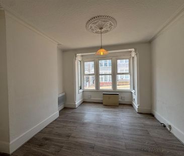 Holland Road, Westcliff-On-Sea SS0, London - Photo 3