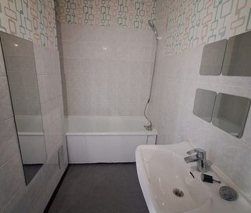 Appartement de type F2 avec balcon - Photo 3