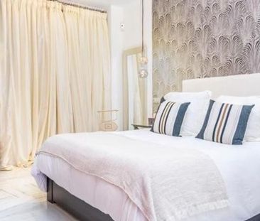 3 bedroom luxury Townhouse for rent in Estepona, Spain - Photo 4