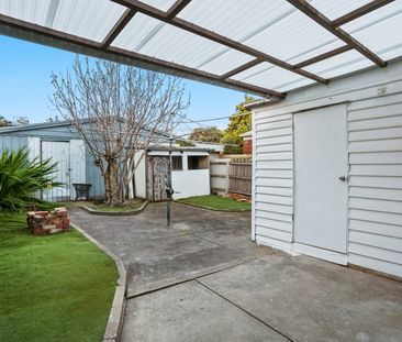 Register To Inspect // Charming Period Home in Prime Brunswick Loca... - Photo 1