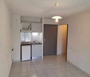 T2 AVEC LOGGIA ET PARKING - Photo 2