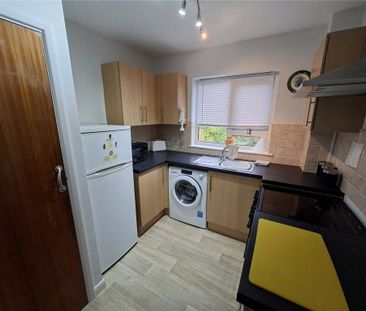 1 bedroom flat to rent - Photo 5