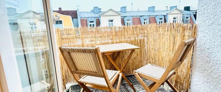 Möblierte, neu sanierte 1-Zimmer-Wohnung für mind 12 Monate - Foto 1