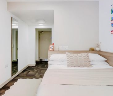 Studio Apartment - Photo 2