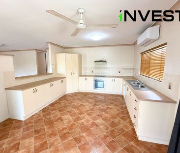 Solid Block Home Located In Mareeba CBD - Photo 5