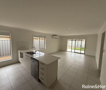 49 Hollow Drive, Andrews Farm, SA 5114 - Photo 2