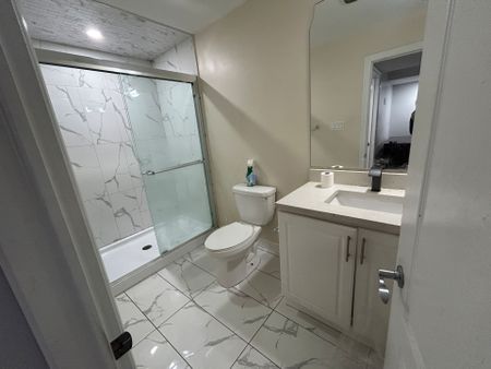 For Lease - 11 Villagewood Street Unit# A, Brampton, Ontario - Photo 5