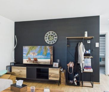 Appartement te huur in Herstal voor € 650 met 1 slaapkamer - Photo 2