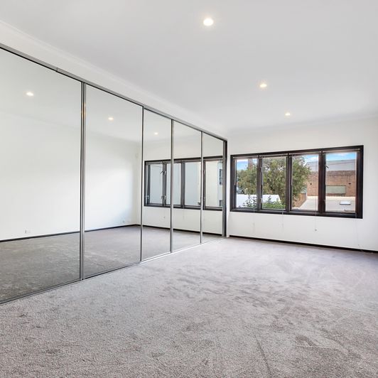 27 Myrtle Street, Chippendale NSW 2008 - House For Rent | Domain - Photo 1