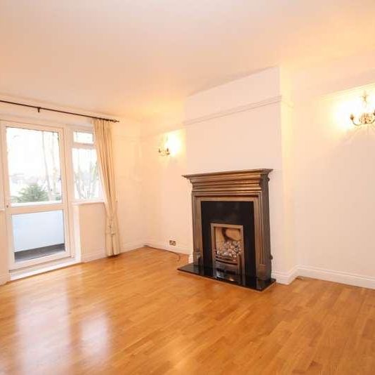 River Road Taplow Buckinghamshire, SL6 - Photo 1