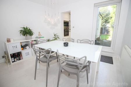 2 bedroom terraced house to rent - Photo 5