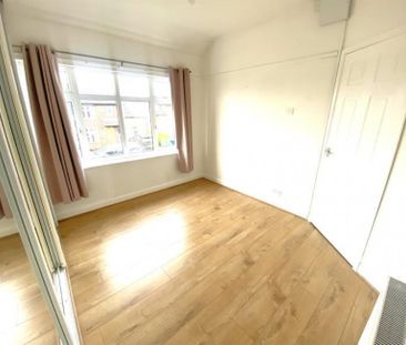 3 Bedroom Semi Detached Available Arranging tenancy - Photo 4