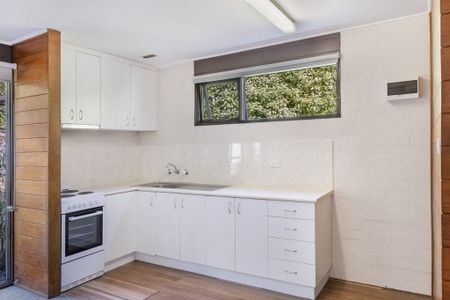 Affordable one bedroom home in sought after location - Photo 5