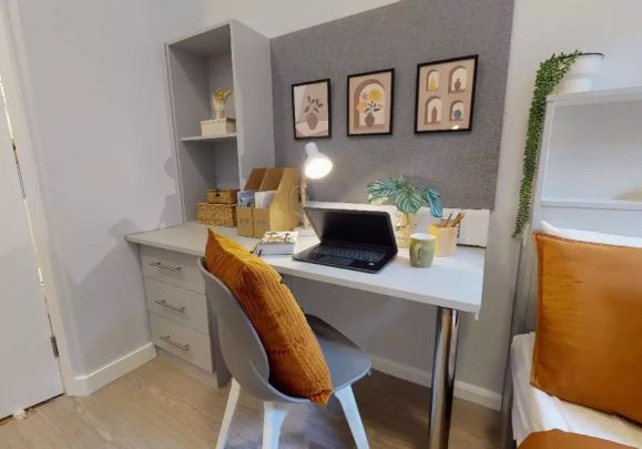 Gold En Suite Plus - Photo 1