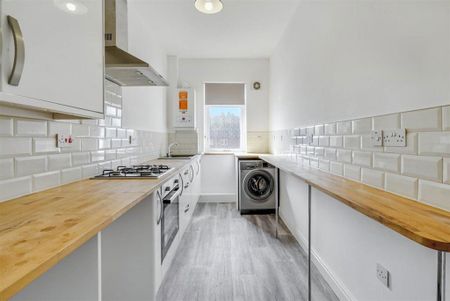 2 bedroom flat to rent - Photo 5