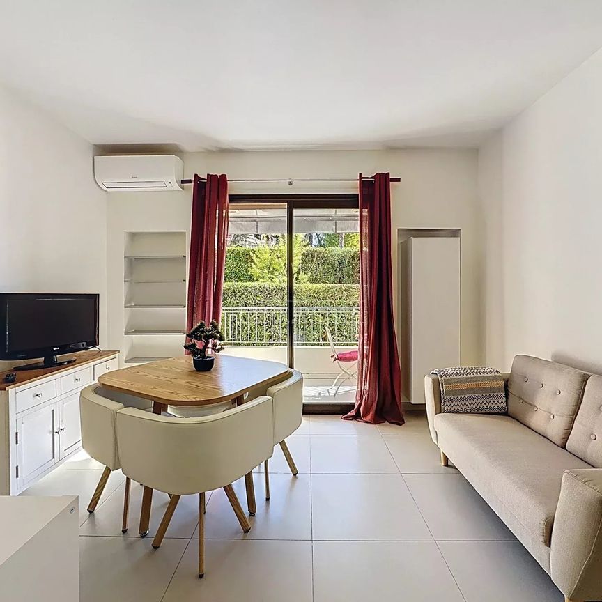 Location Appartement 1 pièce 28m² CANNES 06400 - Photo 1