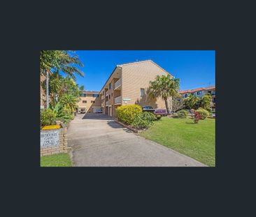 FANTASTIC LOCATION - Photo 4