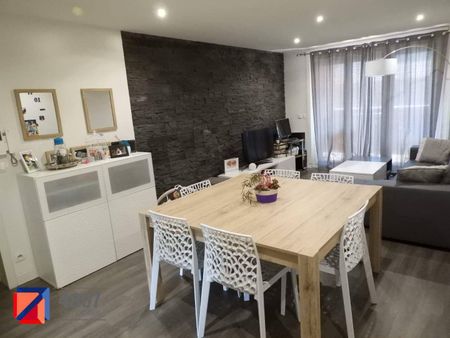 Location appartement récent 3 pièces 66.25 m² à Scionzier (74950) - Photo 3