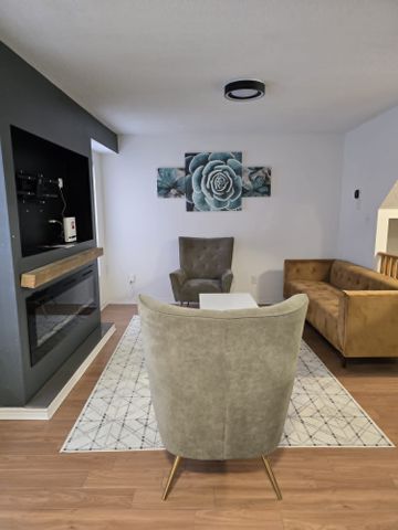 For Lease - 10 Brooking Street, Clarington, Ontario - Photo 2