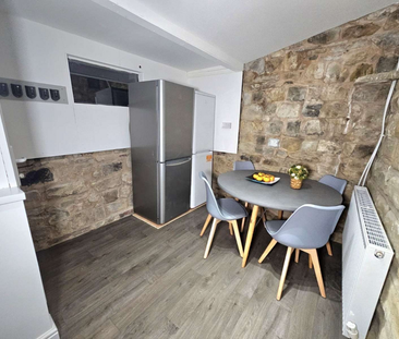 5 bedroom house of multiple occupation to rent - Photo 2